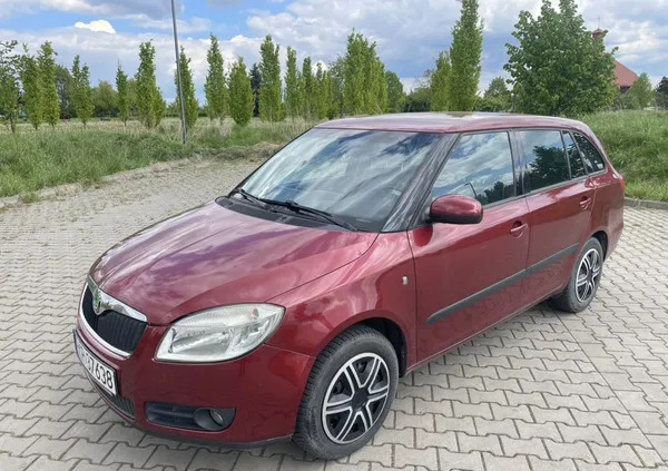 śląskie Skoda Fabia cena 13900 przebieg: 167000, rok produkcji 2010 z Zabrze